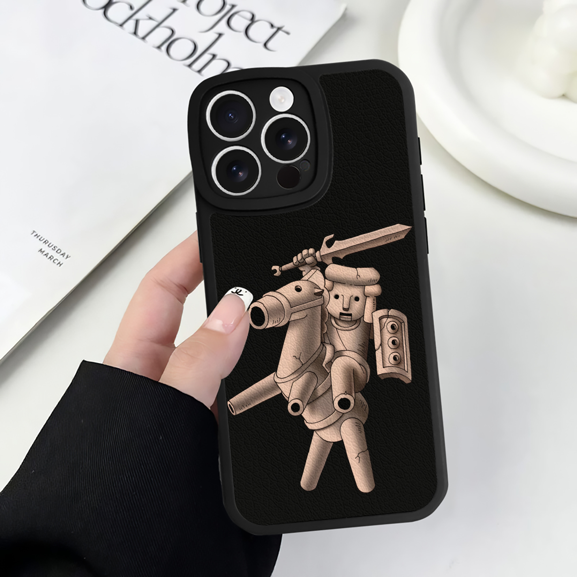 （画像用） ドラゴンクエスト Doragon Kuesuto Dragon Quest 【iPhone 16シリーズ対応】シリコンスマホケース（レザー調） 材質：シリコン